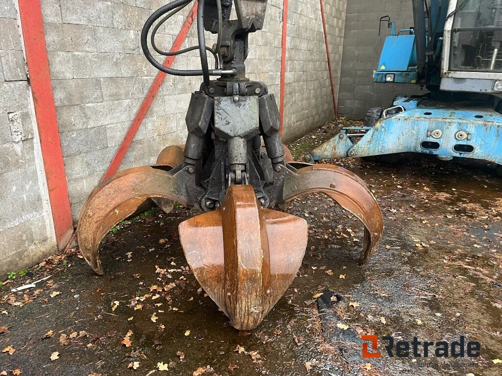 Knusnings- og sorteringsudstyr FUCHS MHL 320 - Skrot sorteringskran - Waste/ Industry handler: picture 3 Knusnings- og sorteringsudstyr FUCHS MHL 320 - Skrot sorteringskran - Waste/ Industry handler: picture 3