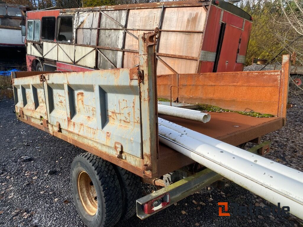 Tippkärra för traktor / grävmaskin - Tipper trailer: picture 4 Tippkärra för traktor / grävmaskin - Tipper trailer: picture 4