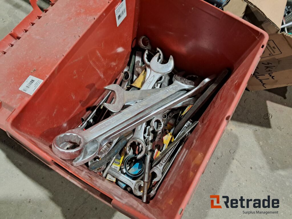 Værktøjskasse + værktøj - Construction equipment: picture 4 Værktøjskasse + værktøj - Construction equipment: picture 4