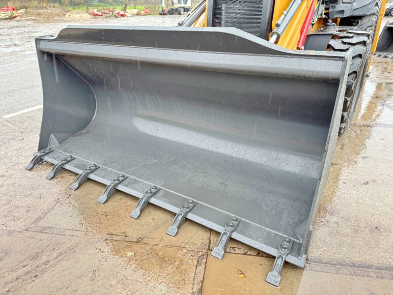 Backhoe loader Case 770EX 4WD - New / Unused / Hammer Lines: picture 11 Backhoe loader Case 770EX 4WD - New / Unused / Hammer Lines: picture 11