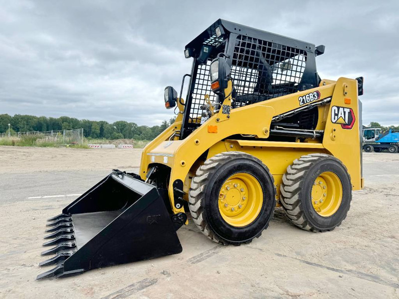 Cat 216B3 - New / Unused / Extra Hydraulic - Skid steer loader: picture 1 Cat 216B3 - New / Unused / Extra Hydraulic - Skid steer loader: picture 1
