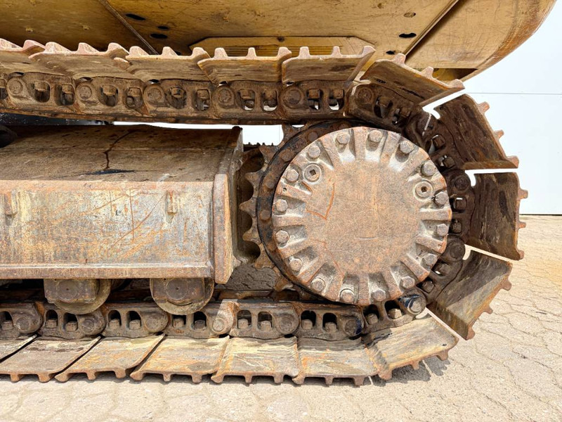 Crawler excavator Cat 320DL - Hammer Lines / Quick Coupler: picture 17