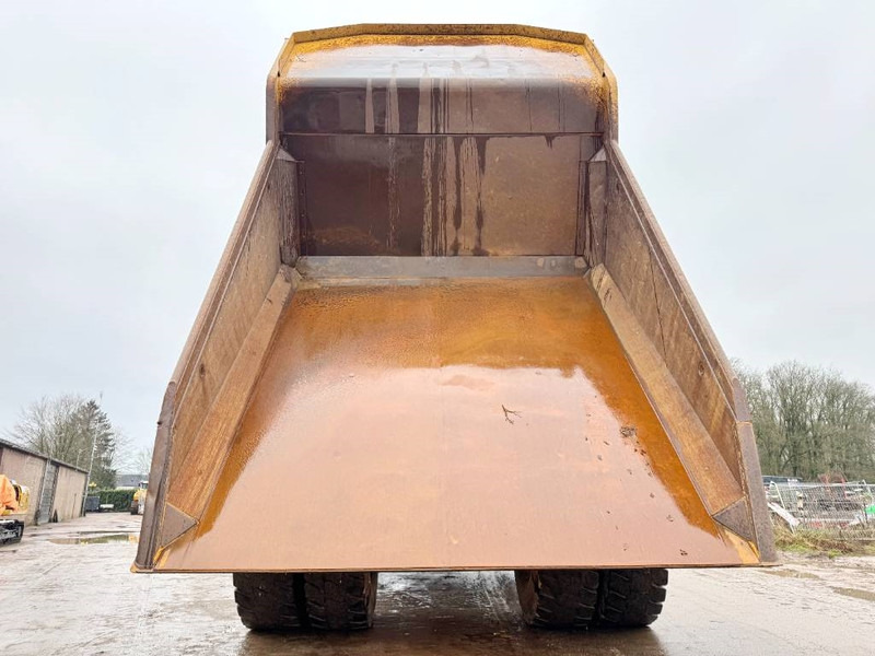 Rigid dumper/ Rock truck Cat 777G - German Machine | TA1 report available: picture 12