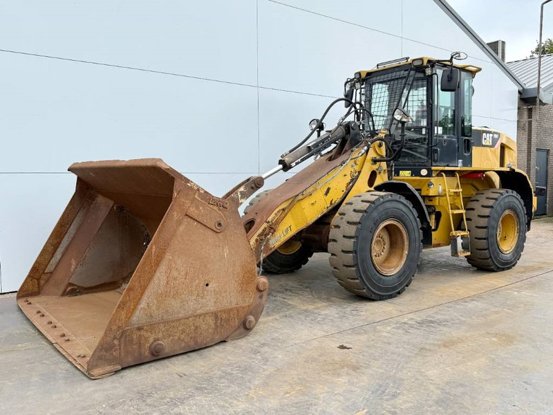 Cat 930H - New Tires / High-tip Bucket / Auto Greasing - Wheel loader: picture 3 Cat 930H - New Tires / High-tip Bucket / Auto Greasing - Wheel loader: picture 3