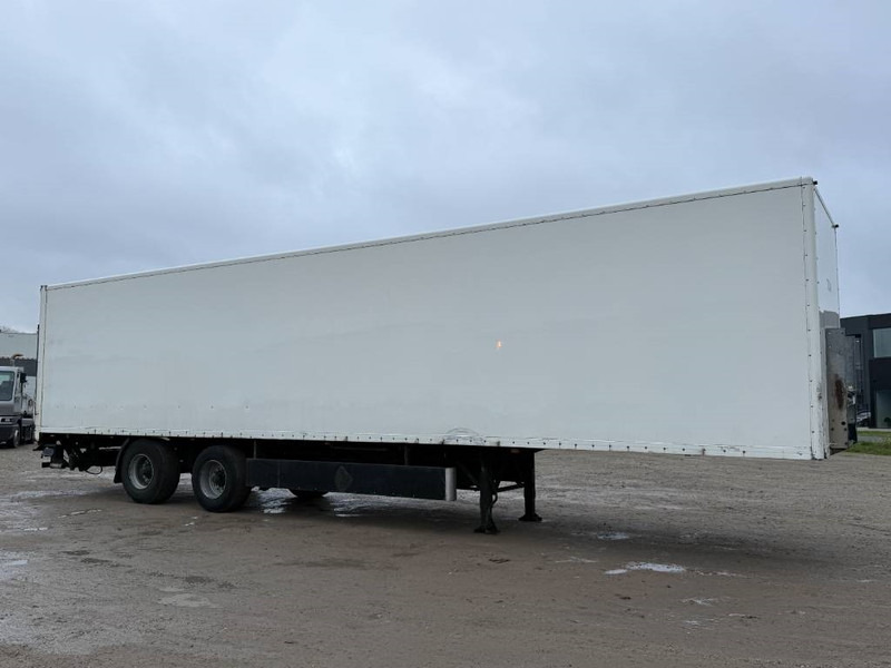 Groenewegen DRO-12-20 B - Tailgate / Forced Steering - Closed box semi-trailer: picture 5 Groenewegen DRO-12-20 B - Tailgate / Forced Steering - Closed box semi-trailer: picture 5