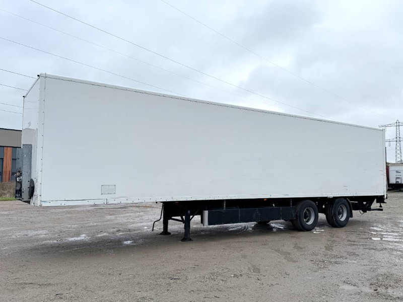 Groenewegen DRO-12-20 B - Tailgate / Forced Steering - Closed box semi-trailer: picture 1 Groenewegen DRO-12-20 B - Tailgate / Forced Steering - Closed box semi-trailer: picture 1