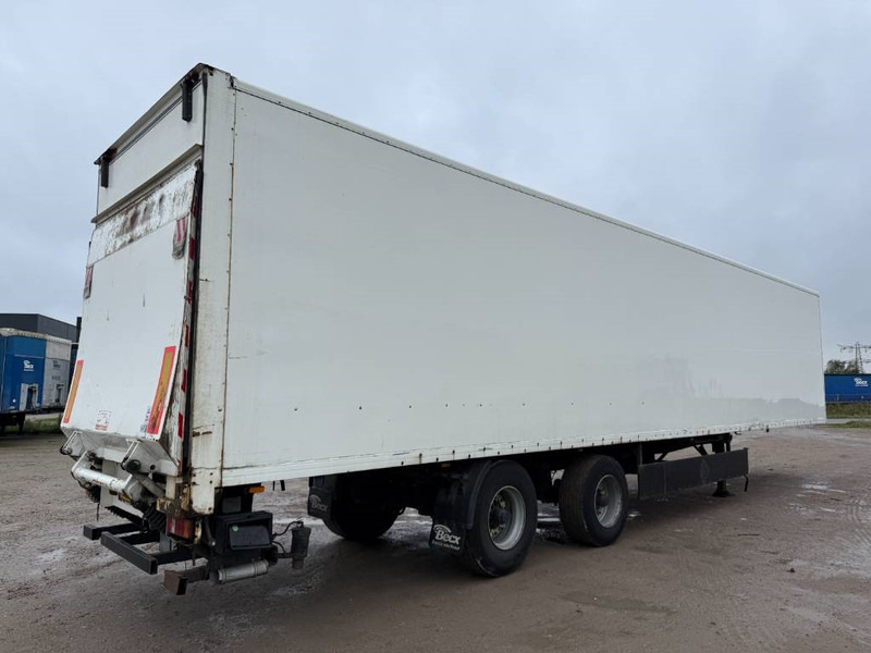 Groenewegen DRO-12-20 B - Tailgate / Forced Steering - Closed box semi-trailer: picture 4 Groenewegen DRO-12-20 B - Tailgate / Forced Steering - Closed box semi-trailer: picture 4