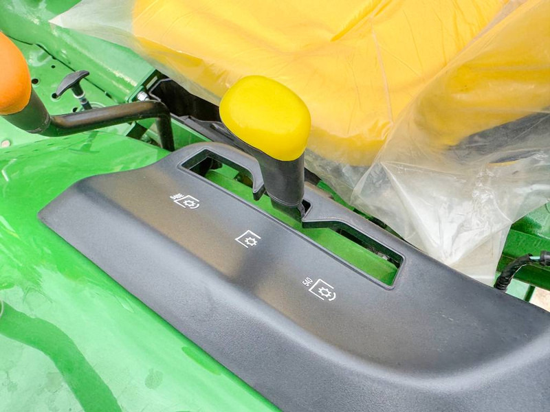 Farm tractor John Deere 3036EN 4WD - New / Unused / 2024 / 36hp: picture 8