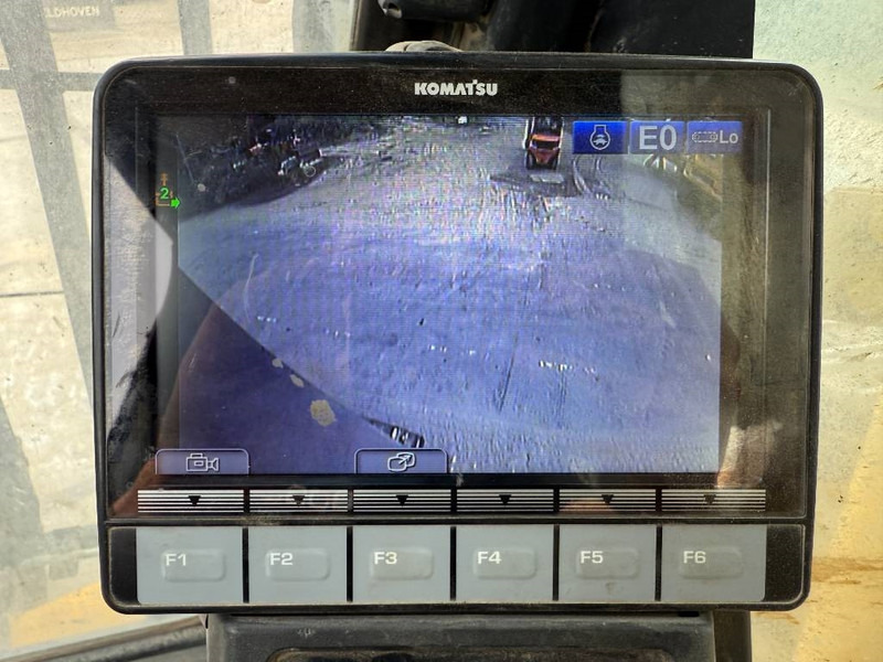 Crawler excavator Komatsu PC700LC-11 - Adjustable UC / Rear + Side Camera: picture 14