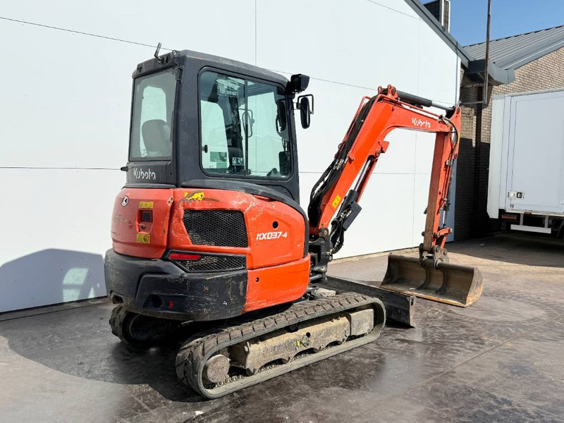 Kubota KX037-4 - Hammer Lines / Quick Coupler - Mini excavator: picture 5 Kubota KX037-4 - Hammer Lines / Quick Coupler - Mini excavator: picture 5