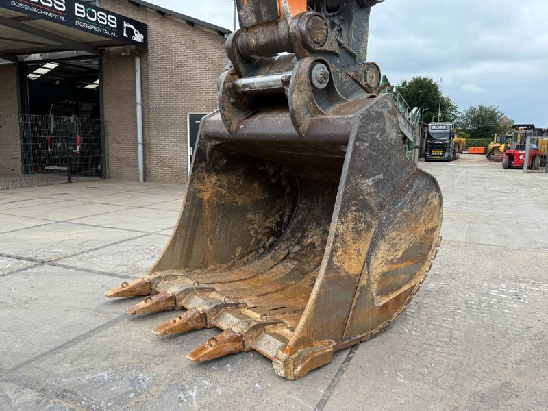 Crawler excavator Liebherr R976LCV - 2 Buckets + Ripper Tooth / Quick Coupler: picture 19