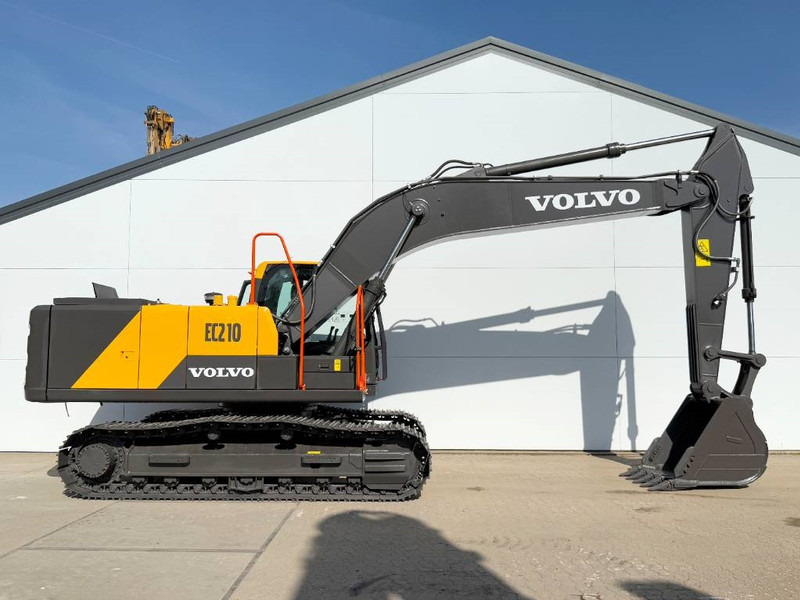 Crawler excavator Volvo EC210 - Unused / New 2025 Model / Hammer Lines: picture 6