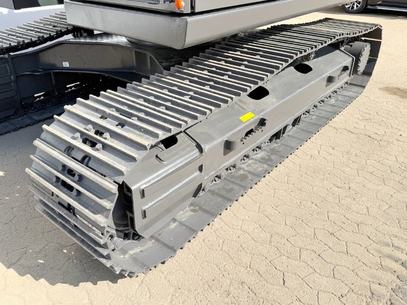 Crawler excavator Volvo EC210 - Unused / New 2025 Model / Hammer Lines: picture 15