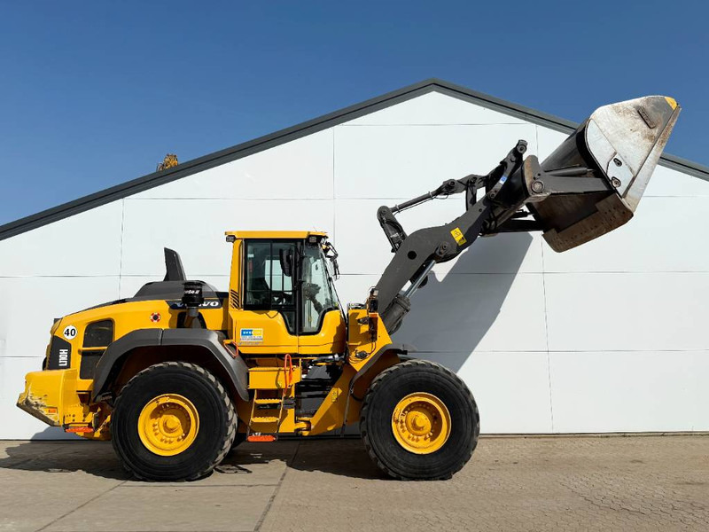 Volvo L110H - German Machine / High-tip Bucket / 3rd Fun - Wheel loader: picture 2 Volvo L110H - German Machine / High-tip Bucket / 3rd Fun - Wheel loader: picture 2