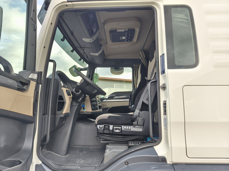 Box truck MAN TGL 12.250 Koffer 4x2 Euro 6 LBW AHK (41): picture 16 Box truck MAN TGL 12.250 Koffer 4x2 Euro 6 LBW AHK (41): picture 16