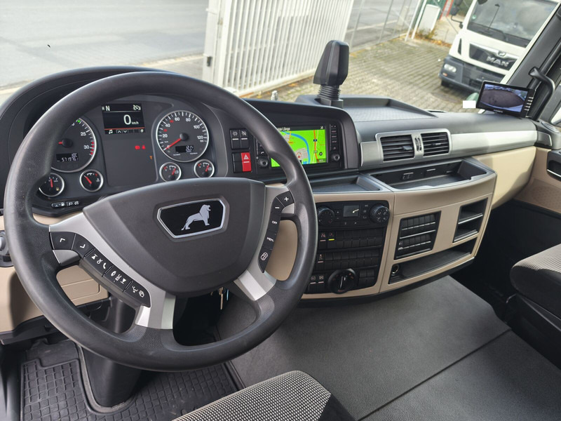 Box truck MAN TGL 12.250 Koffer 4x2 Euro 6 LBW AHK (41): picture 17 Box truck MAN TGL 12.250 Koffer 4x2 Euro 6 LBW AHK (41): picture 17
