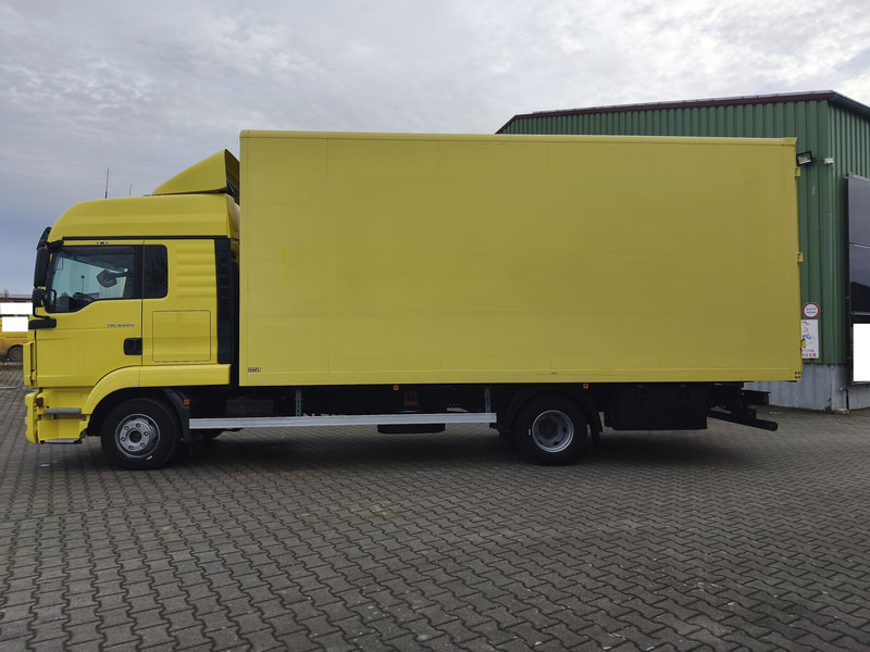 MAN TGL 8.220 4x2 Euro 6 Möbelkoffer Treppe AHK (35) - Box truck: picture 5 MAN TGL 8.220 4x2 Euro 6 Möbelkoffer Treppe AHK (35) - Box truck: picture 5