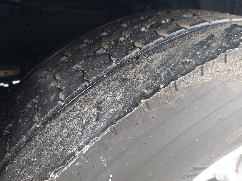 Truck for transportation of food MAN TGX 35.440 Silo Euro 6 8x4 Lift+Lenk Klima (5): picture 13