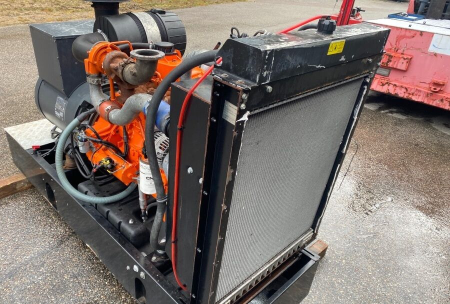 Diversen ECP34 2S4 - Iveco Engine,126kVA,New oils, filters, Mecc Alte ECP34 2S4 - Iveco Engine,126kVA,New oils, filters, Like New - Generator set: picture 5 Diversen ECP34 2S4 - Iveco Engine,126kVA,New oils, filters, Mecc Alte ECP34 2S4 - Iveco Engine,126kVA,New oils, filters, Like New - Generator set: picture 5