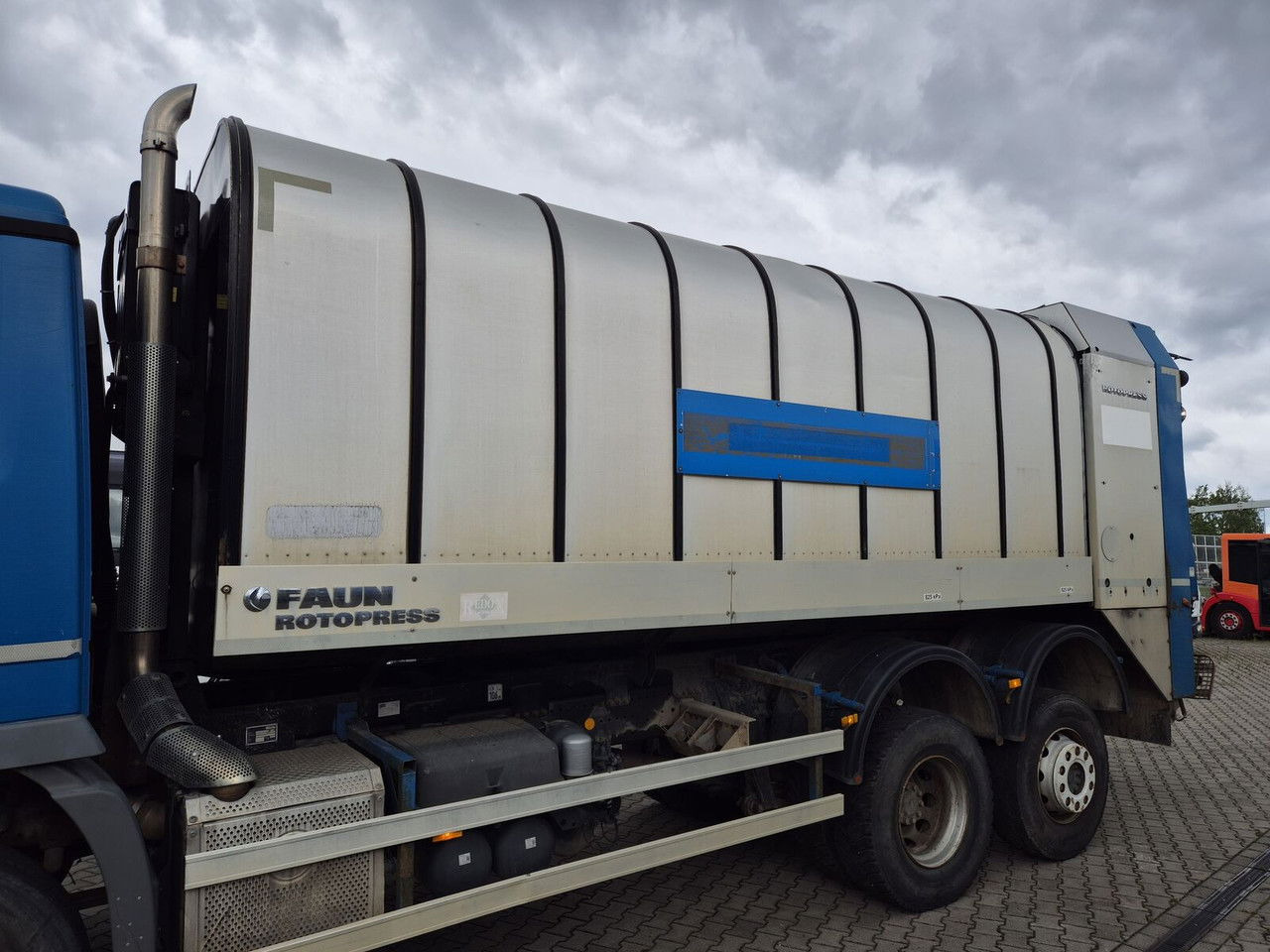 Faun Rotopress 522 / 2014 / Zöller 00301 - Garbage truck body: picture 1 Faun Rotopress 522 / 2014 / Zöller 00301 - Garbage truck body: picture 1