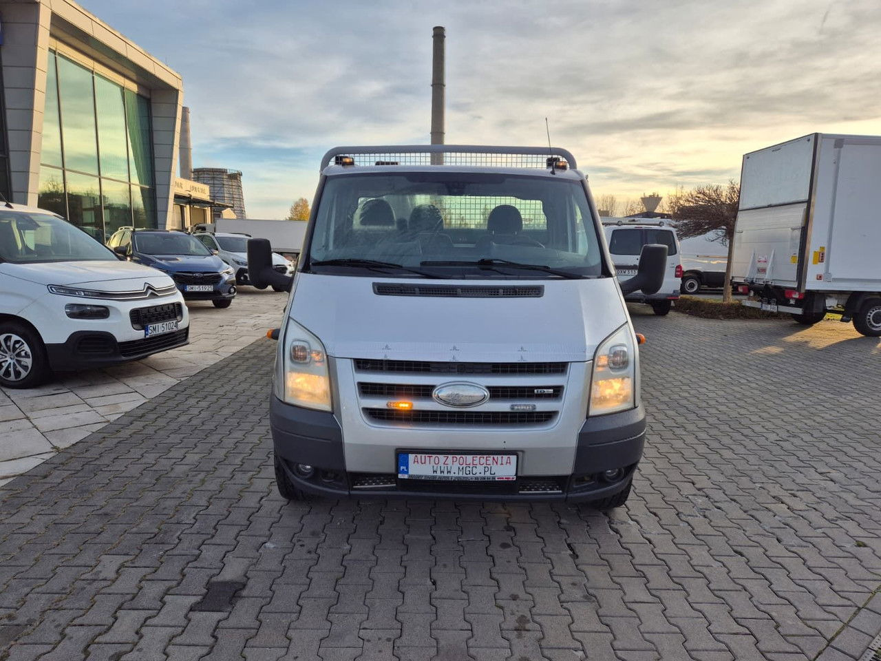 Ford Transit 350 2.4 TDCi / HDS Hiab / 1 Owner / Serviced - Flatbed van: picture 3 Ford Transit 350 2.4 TDCi / HDS Hiab / 1 Owner / Serviced - Flatbed van: picture 3