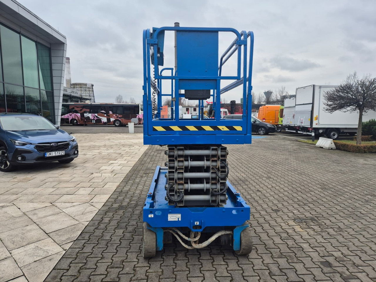 Genie GS4047 / 14M High / 1 Owner / Serviced - Scissor lift: picture 3 Genie GS4047 / 14M High / 1 Owner / Serviced - Scissor lift: picture 3