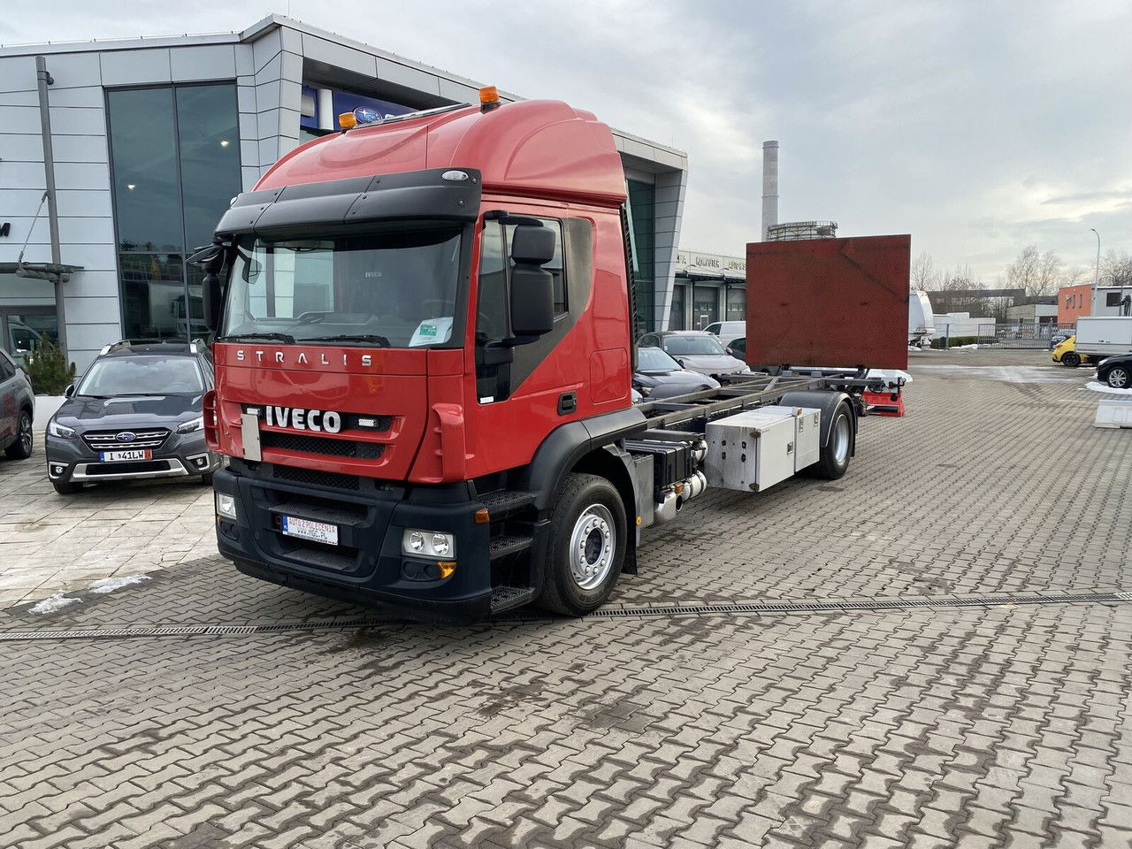 IVECO Iveco Stralis 360 AT 190 / Euro 5 / NEW Service / Long Frame - Cab chassis truck: picture 2 IVECO Iveco Stralis 360 AT 190 / Euro 5 / NEW Service / Long Frame - Cab chassis truck: picture 2