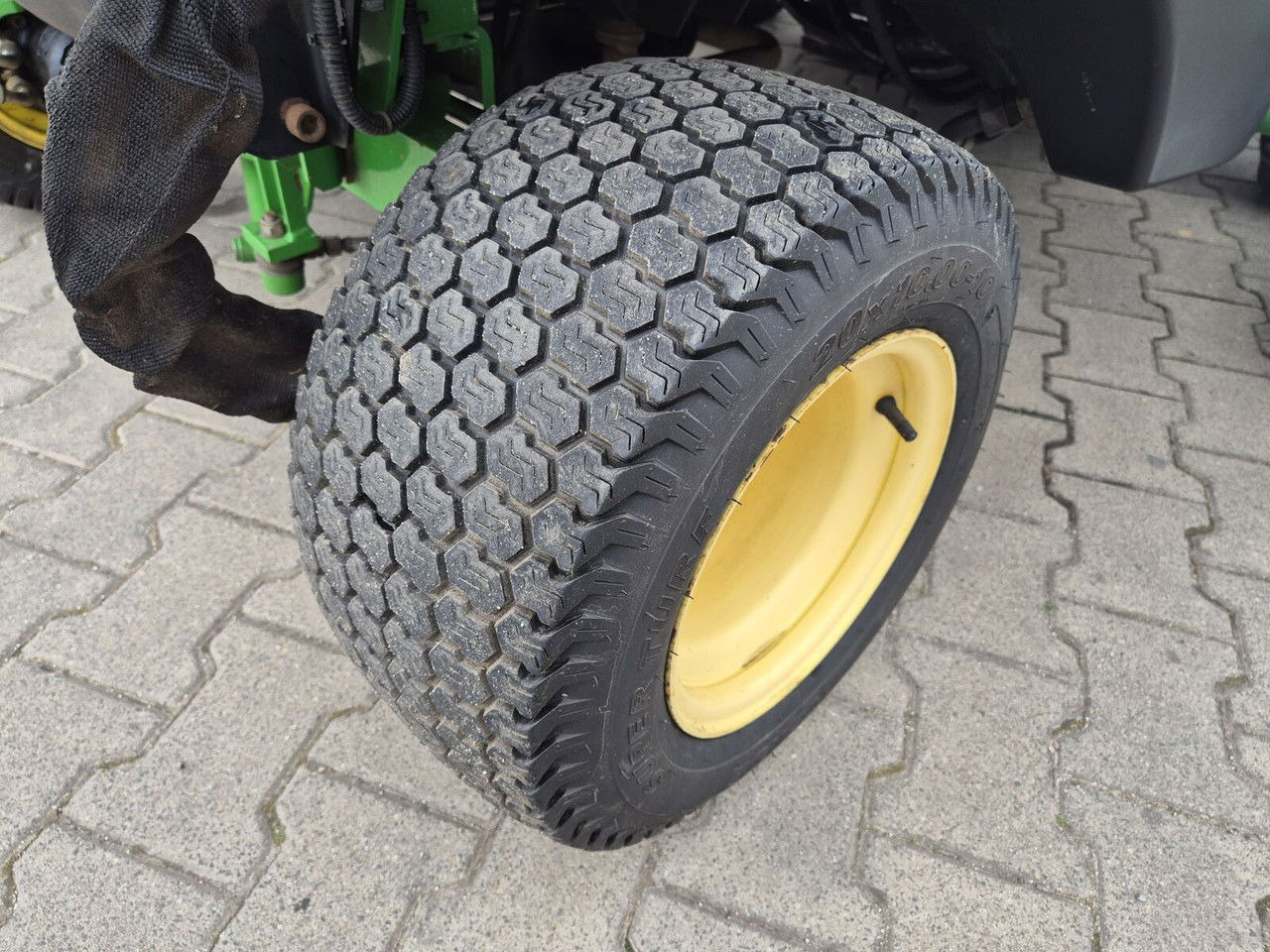 Leasing of John Deere 1905 4WD / 2010 / Serviced / Cabin  John Deere 1905 4WD / 2010 / Serviced / Cabin: picture 17
