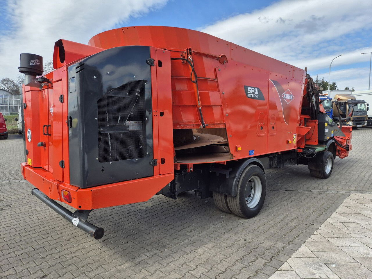 Leasing of Kuhn SPW 22 Intense /feed wagon/ 1 Owner / NEW Service SPW 22 Intense /feed wago  Kuhn SPW 22 Intense /feed wagon/ 1 Owner / NEW Service SPW 22 Intense /feed wago: picture 9