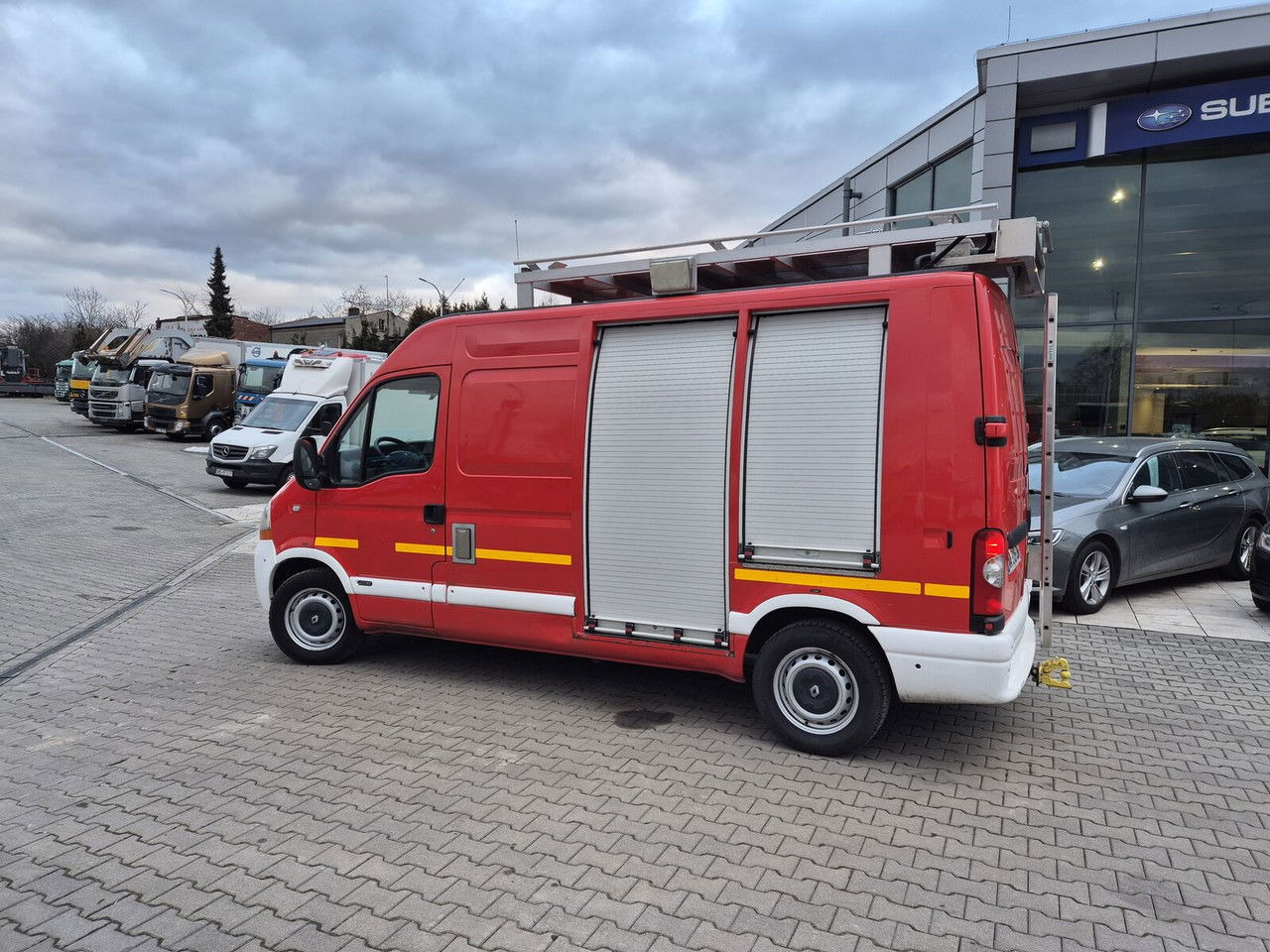 Fire truck RENAULT Master 2.5 DCi / Like NEW LOW KM / 4 Seats: picture 9