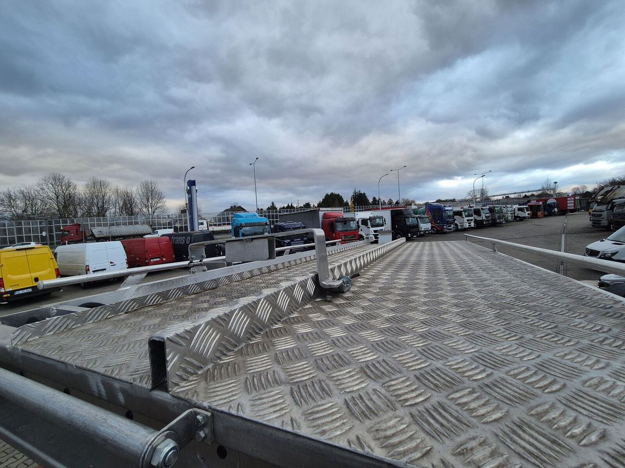 Fire truck RENAULT Master 2.5 DCi / Like NEW LOW KM / 4 Seats: picture 25