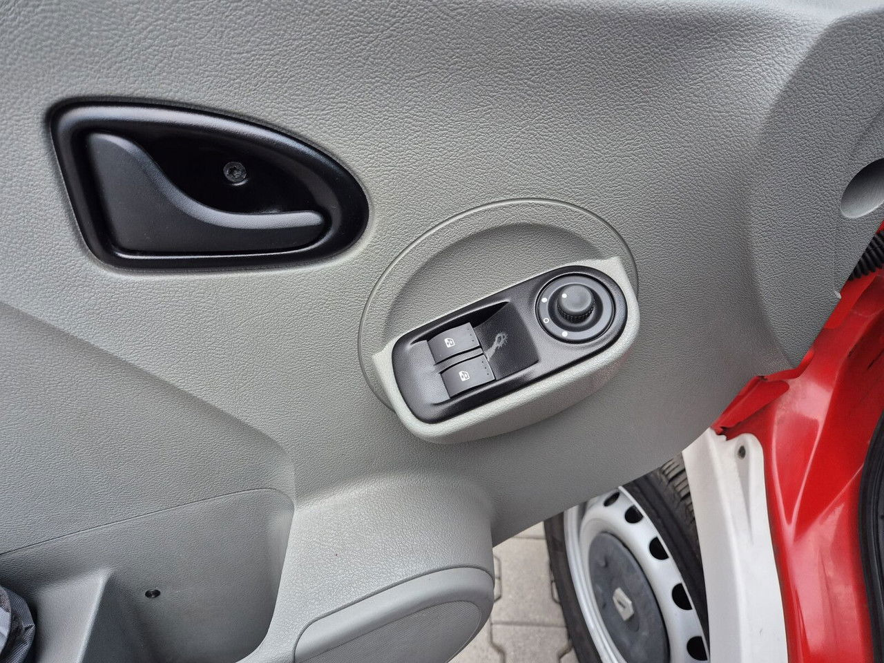 Fire truck RENAULT Master 2.5 DCi / Like NEW LOW KM / 4 Seats: picture 14