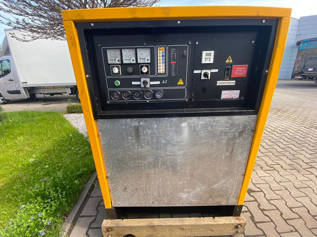 SDMO NS 60 W M, Silent generator 60kVA, 48KW NS 60 W M, Silent generator 60kVA, - Generator set: picture 3 SDMO NS 60 W M, Silent generator 60kVA, 48KW NS 60 W M, Silent generator 60kVA, - Generator set: picture 3