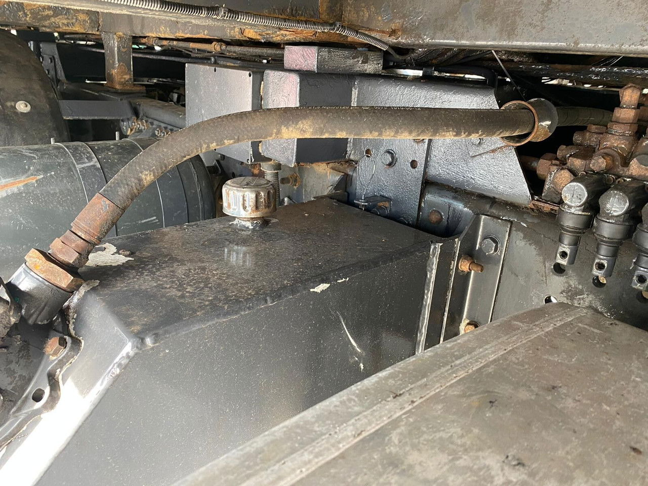 Truck Scania R480 E4 / Grain Side Kipper / Frame 7.2m Long: picture 25