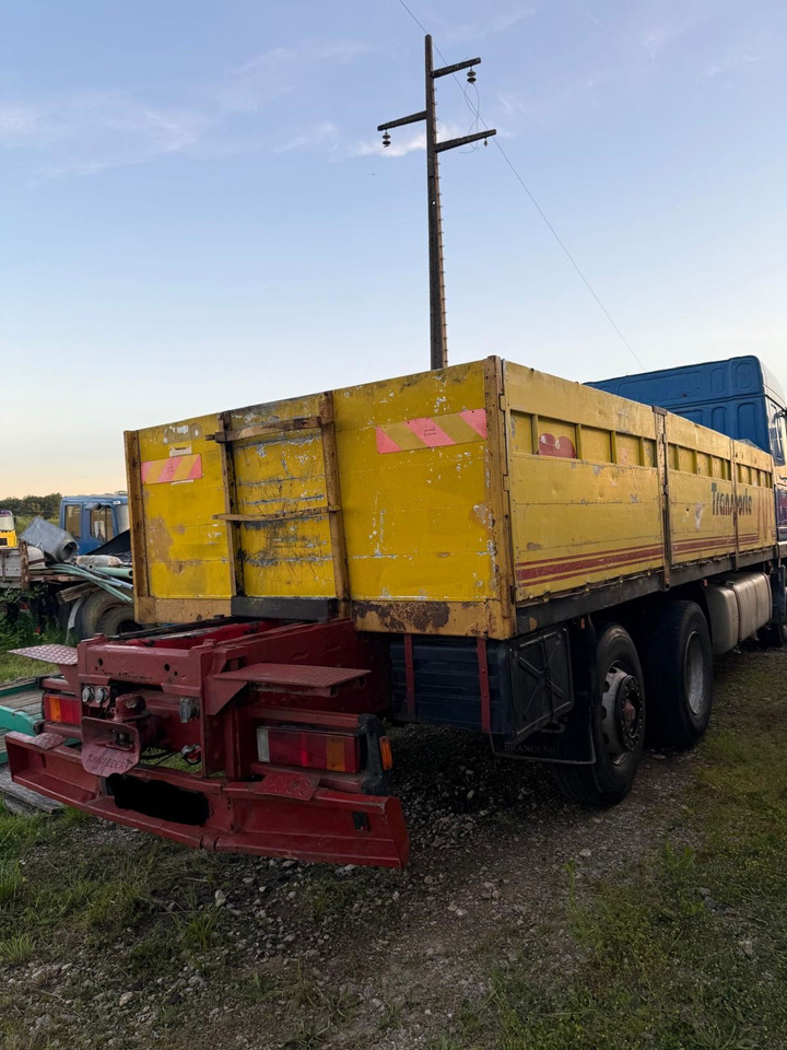 DAF XF 95.380 6X2 stake body - Dropside/ Flatbed truck: picture 5 DAF XF 95.380 6X2 stake body - Dropside/ Flatbed truck: picture 5