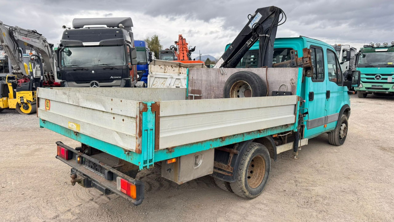 Iveco Daily 65 C15 stake body - Hiab 045-3 - 7.5M - Flatbed van, Combi van: picture 3 Iveco Daily 65 C15 stake body - Hiab 045-3 - 7.5M - Flatbed van, Combi van: picture 3