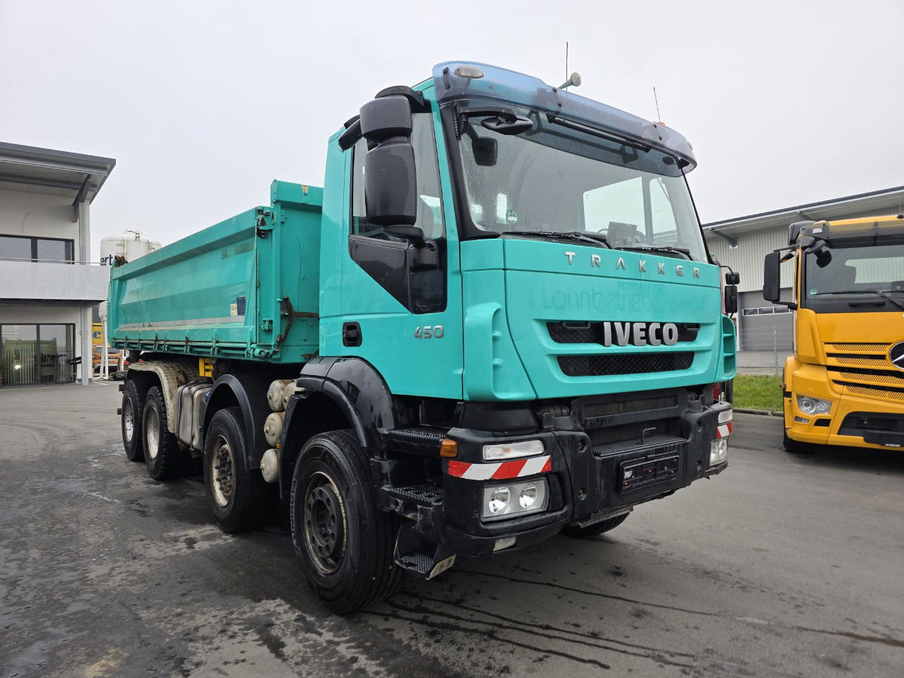 Iveco Trakker AD340T45 8x4 bordmatic tipper - retarder - Tipper: picture 3 Iveco Trakker AD340T45 8x4 bordmatic tipper - retarder - Tipper: picture 3