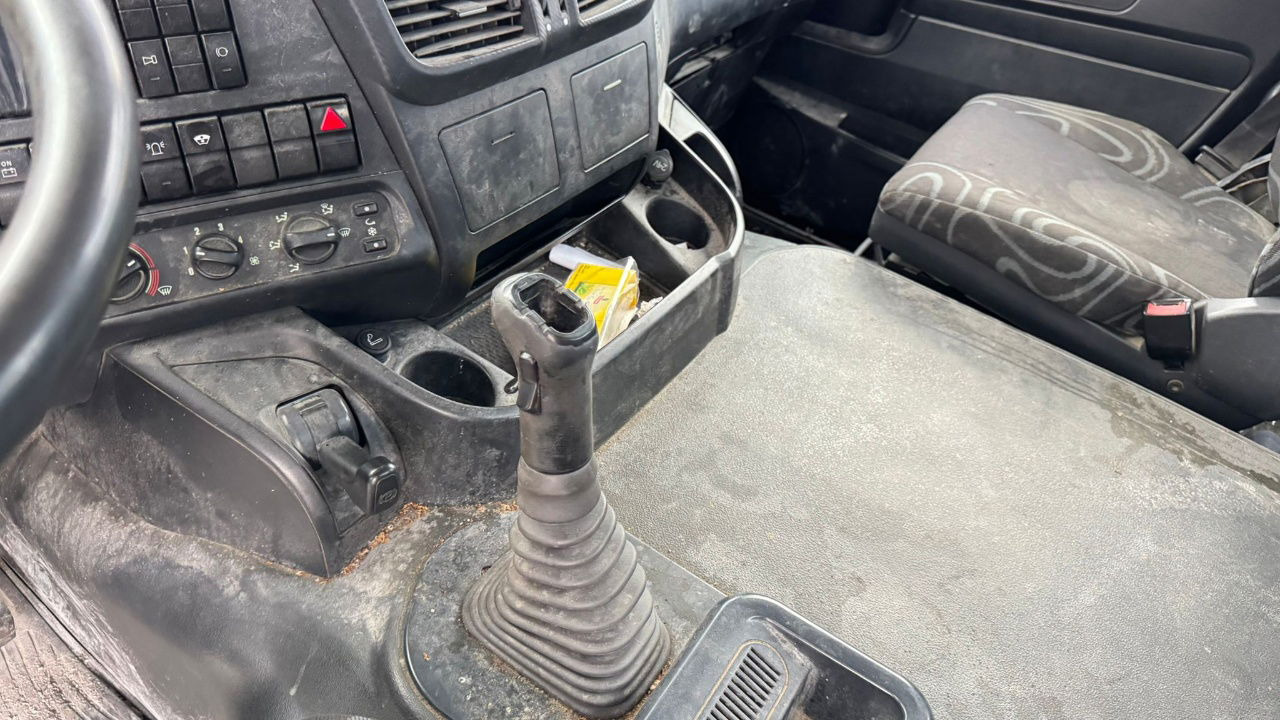 Concrete mixer truck Iveco Trakker AD340TB45 8x4 mixer 10m3: picture 26 Concrete mixer truck Iveco Trakker AD340TB45 8x4 mixer 10m3: picture 26