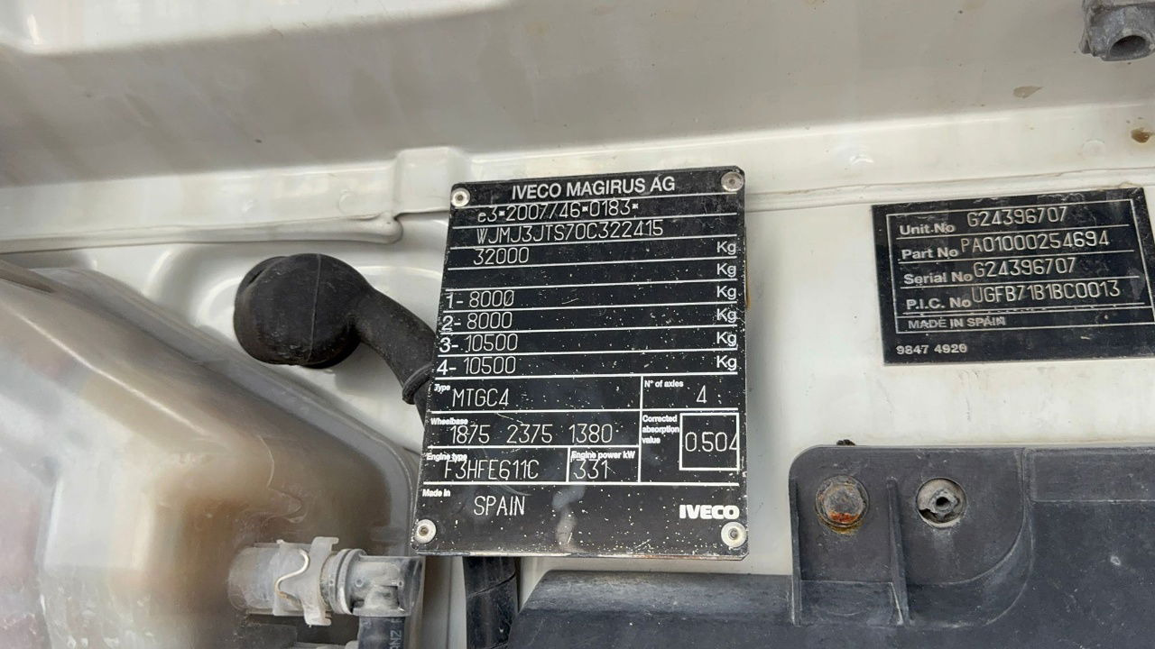 Concrete mixer truck Iveco Trakker AD340TB45 8x4 mixer 10m3: picture 30 Concrete mixer truck Iveco Trakker AD340TB45 8x4 mixer 10m3: picture 30