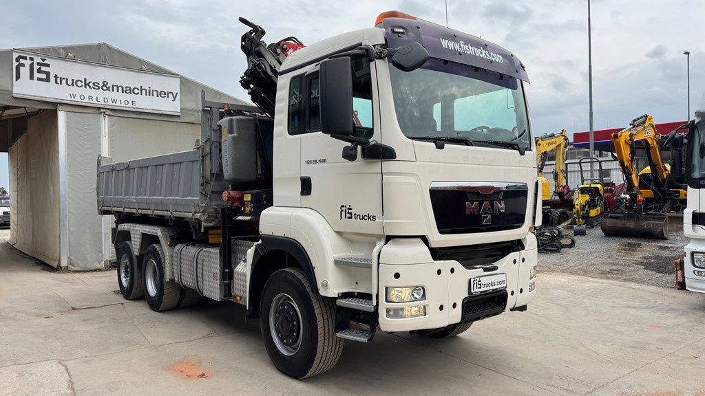 MAN TGS 28.480 6X4/4 bordmatic - cardan - Fassi F235XP - 14.9M - Retarder - Tipper: picture 3 MAN TGS 28.480 6X4/4 bordmatic - cardan - Fassi F235XP - 14.9M - Retarder - Tipper: picture 3
