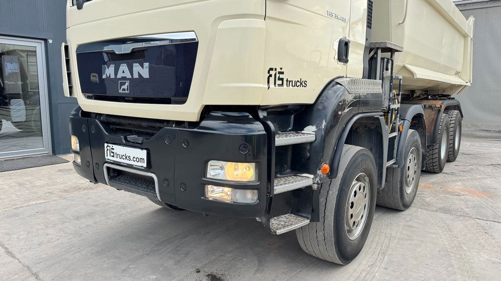 MAN TGS 35.480 8x4 schmitz dumper tipper - Tipper: picture 2 MAN TGS 35.480 8x4 schmitz dumper tipper - Tipper: picture 2