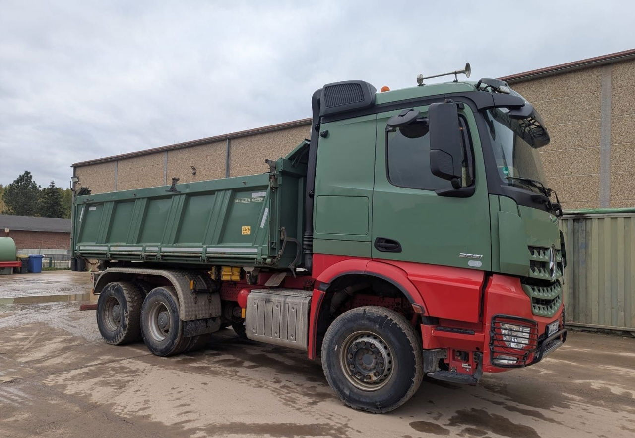 Mercedes-Benz Actros 2651 6X4 meiller bordmatic tipper - Tipper: picture 1 Mercedes-Benz Actros 2651 6X4 meiller bordmatic tipper - Tipper: picture 1