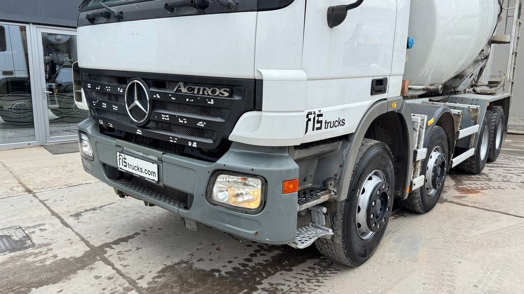 Mercedes-Benz Actros 3241 8x4 mixer 9m3 - Concrete mixer truck: picture 2 Mercedes-Benz Actros 3241 8x4 mixer 9m3 - Concrete mixer truck: picture 2