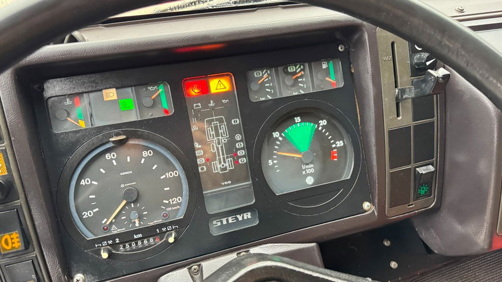 Curtainsider truck Steyr 12M18 4X4 stake body - ex.  truck: picture 25