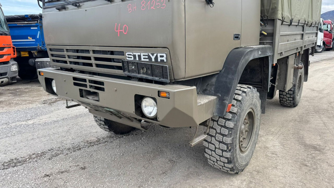 Steyr 12M18 4X4 stake body -  truck - Curtainsider truck: picture 2 Steyr 12M18 4X4 stake body -  truck - Curtainsider truck: picture 2