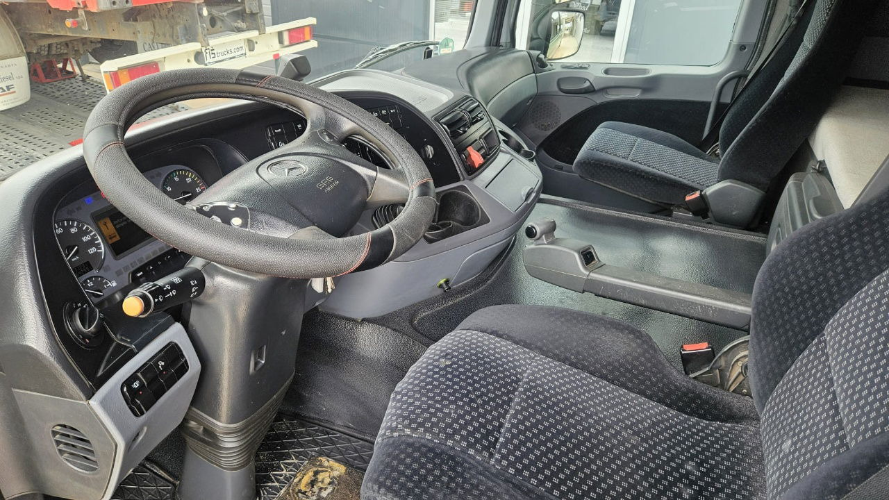 Tractor unit Mercedes-Benz Actros 1841 LS - tipper hydraulics - retarder: picture 22
