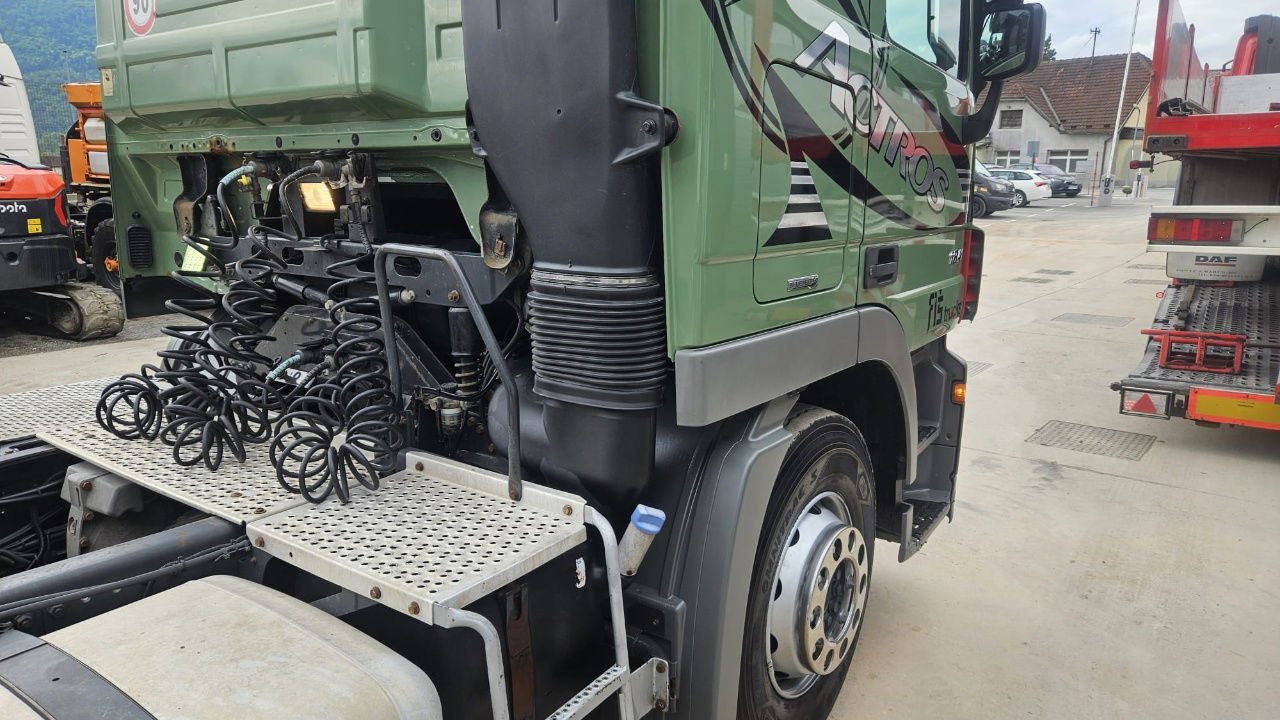 Tractor unit Mercedes-Benz Actros 1841 LS - tipper hydraulics - retarder: picture 36