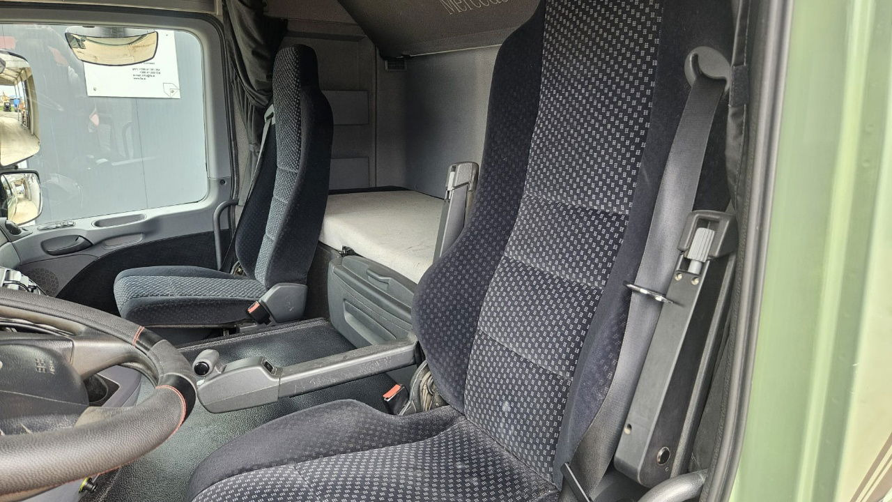 Tractor unit Mercedes-Benz Actros 1841 LS - tipper hydraulics - retarder: picture 28