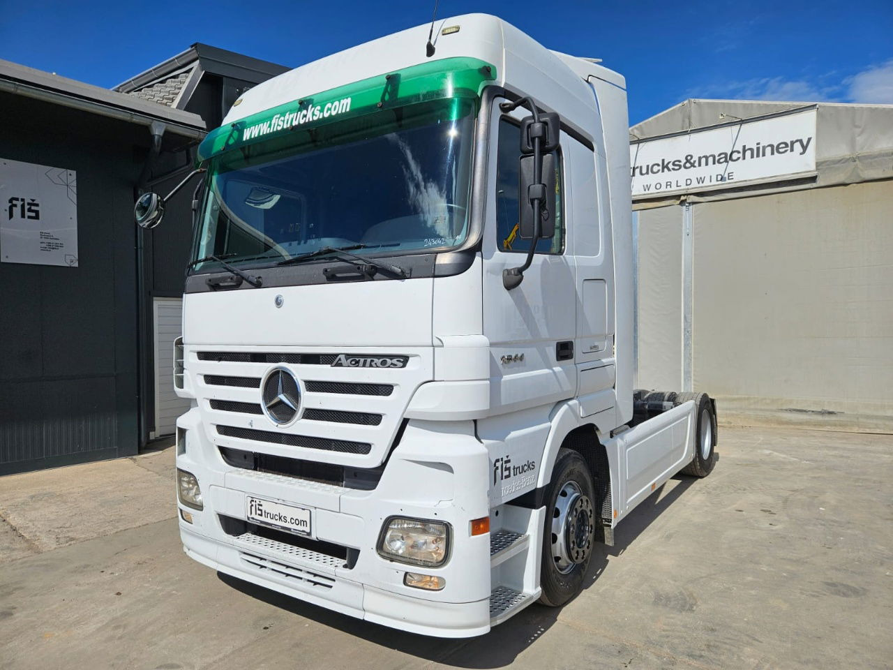 Mercedes-Benz Actros 1844 LS 4x2 tractor unit - Tractor unit: picture 1 Mercedes-Benz Actros 1844 LS 4x2 tractor unit - Tractor unit: picture 1