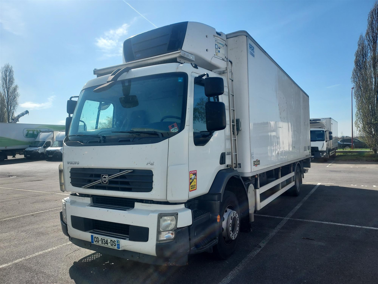 VOLVO FE - Refrigerator truck: picture 2 VOLVO FE - Refrigerator truck: picture 2